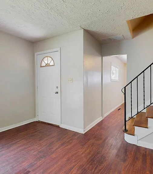 2177 Dawnlight Ave — Photo 3