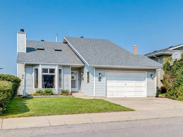75 E Sandstone Cres SE, Airdrie, AB T4B 1T7