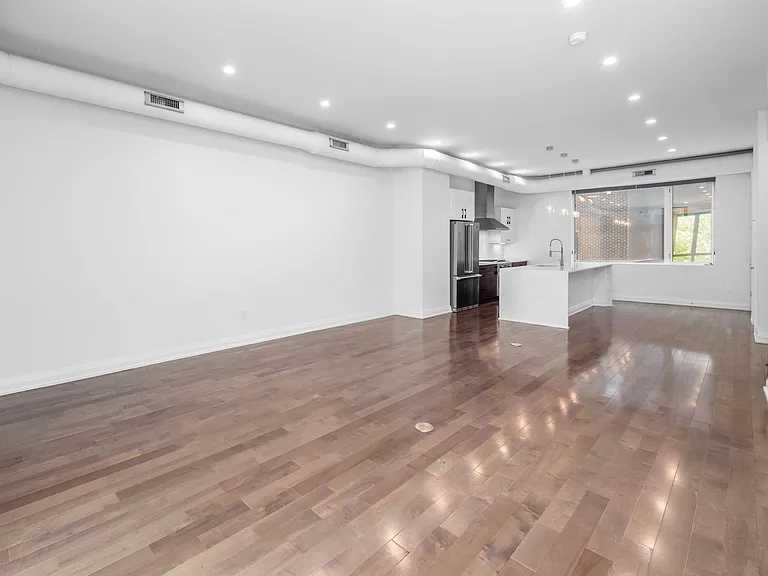 239 Auden Ave — Photo 8
