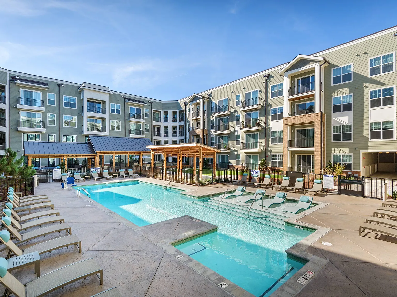 The Cardinal Apartments — Photo 1