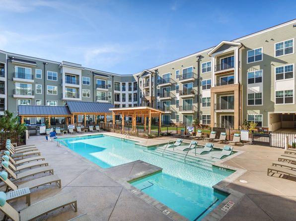 4615 Forest Dr APT 403