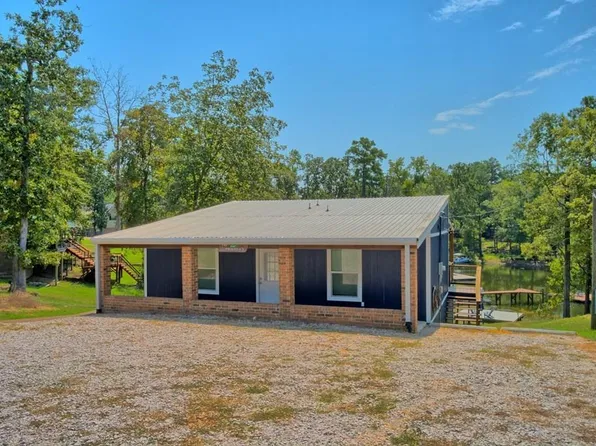 181 Lake St, Burkeville, TX 75932
