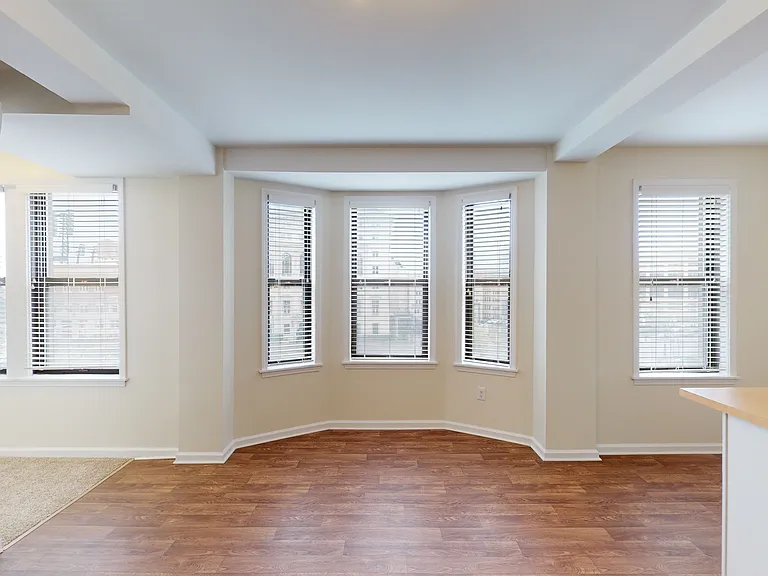 The Ashley Apartments — Photo 20