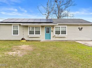 806 Huntington Dr, Panama City, FL 32401