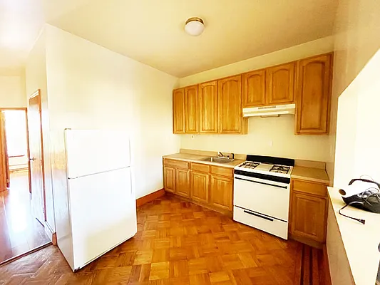 Rented by Chris Stewart, LREB | media 5