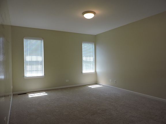 5th image of 2727 Borkshire Ln