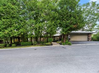 8616 Melvin Dr S, Baldwinsville, NY 13027