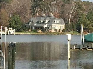 118 Pinewood Rd #B, Virginia Beach, VA 23451