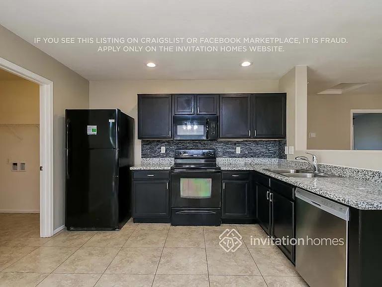 1102 E Dust Devil Dr — Photo 8
