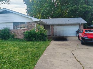 5512 N Hartford Pl, Tulsa, OK 74126