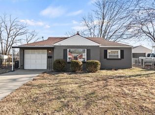 2319 S Cedar Ave, Independence, MO 64052