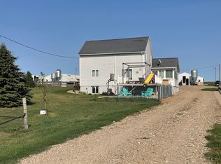 2732 Harrison Ave, Doon, IA 51235