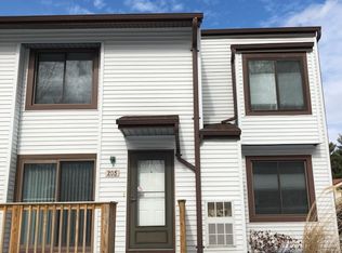 205 Cottonwood Rd, Newington, CT 06111