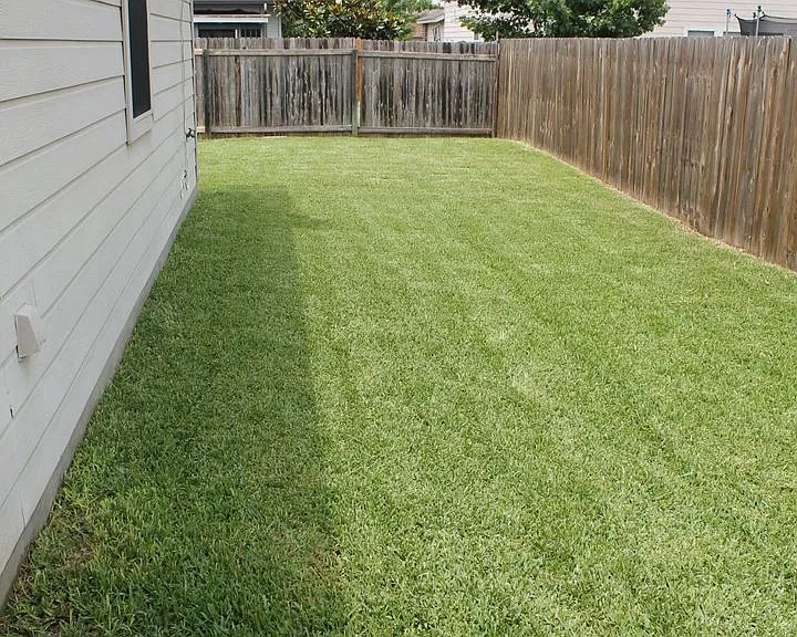 341 Placid Mdw — Photo 26