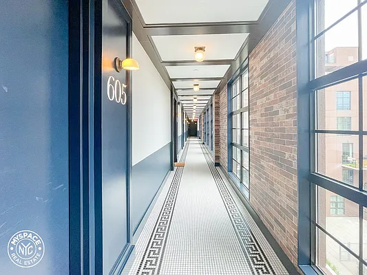 Rented by MySpaceNYC | media 22