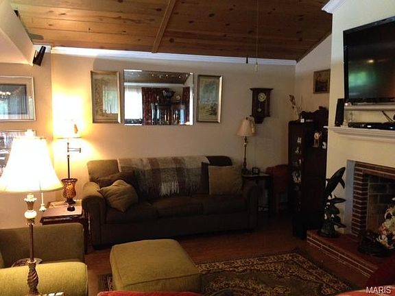 3rd image of 705 Plantmore Dr