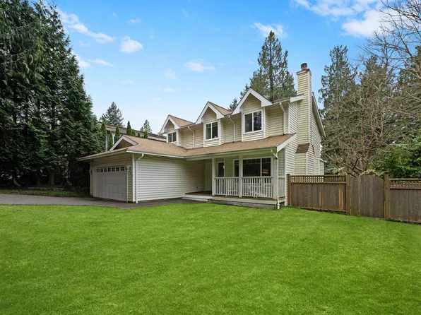 5636 Marine Dr, West Vancouver, BC V7W 2R6