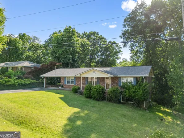 8 Montre Cir SE, Silver Creek, GA 30173