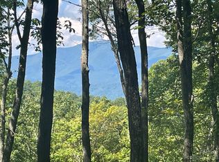 107 Boar Ridge Rd, Sylva, NC 28779