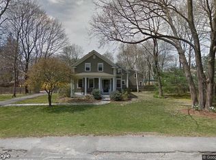 209 Washington Rd, Barrington, RI 02806