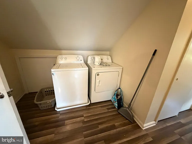 123 Miller St #2 — Photo 10