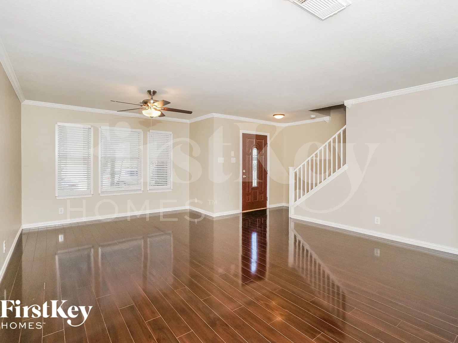 3 bed, 2.5 bath, 2570 sqft, $2,235 — Photo 3