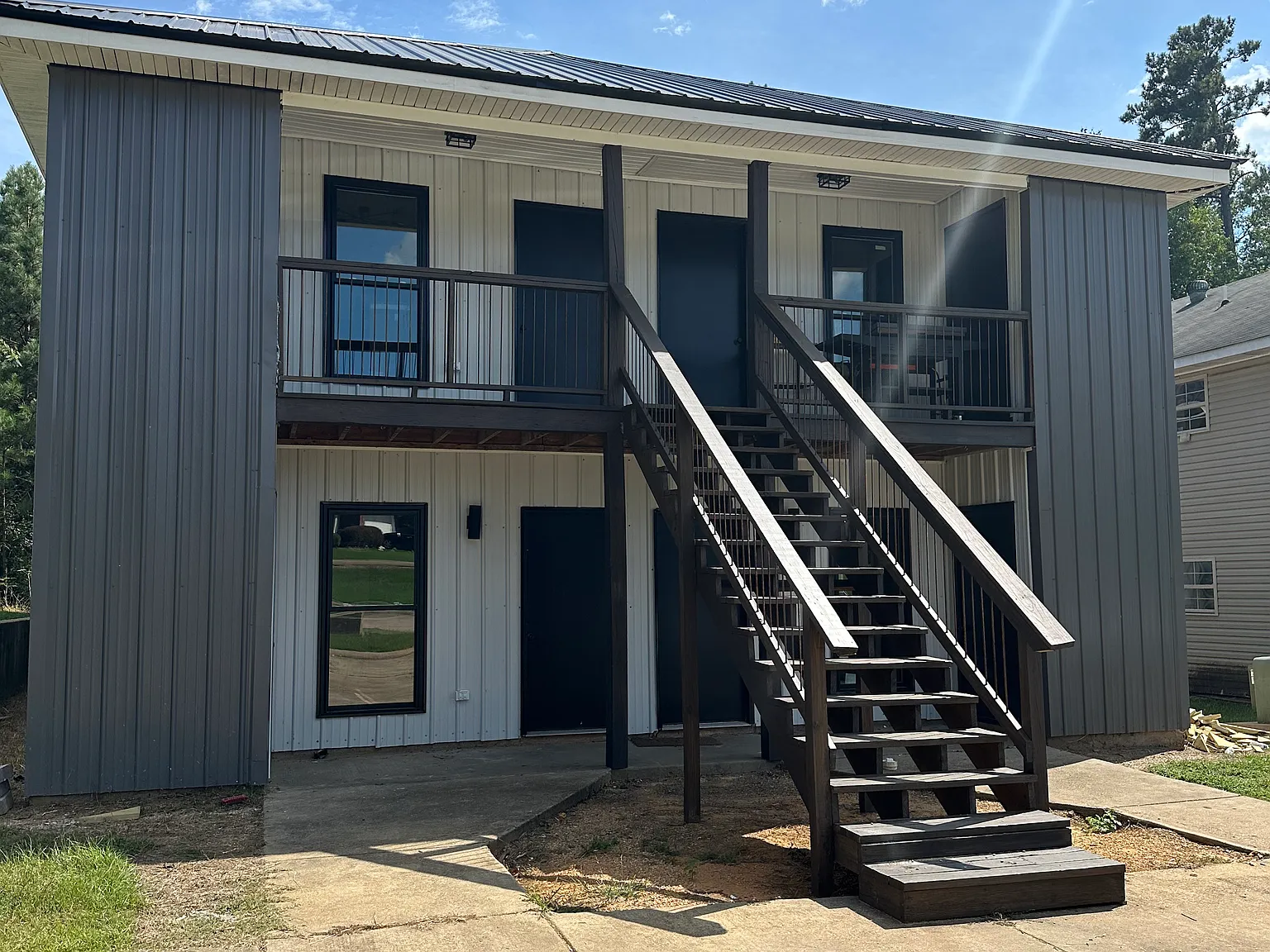 2 bed, 1000 sqft, $950 — Photo 1