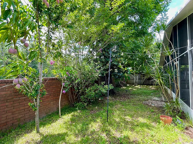 3729 Shawn Cir — Photo 37