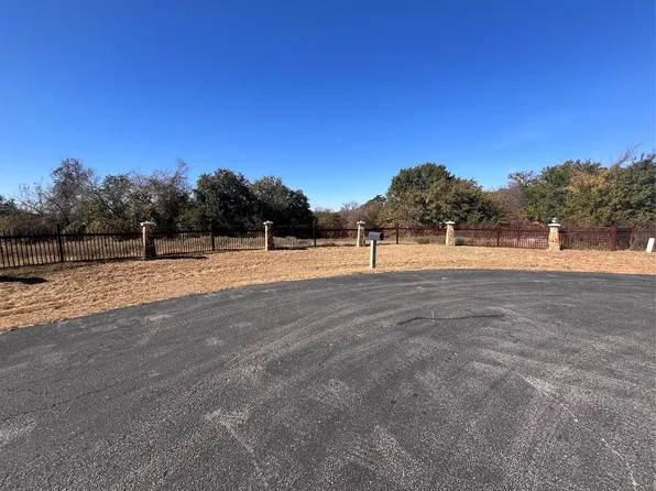 4213 Silver Mesa Ln, Fort Worth, TX 76108