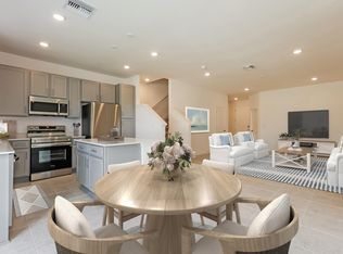 1526 Tristar Dr, Plant City, FL 33563