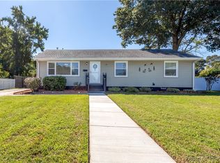 31 Leicester Ter, Hampton, VA 23666