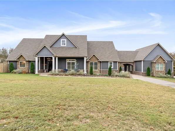 1732 N Mountain Grove Rd, Alma, AR 72921