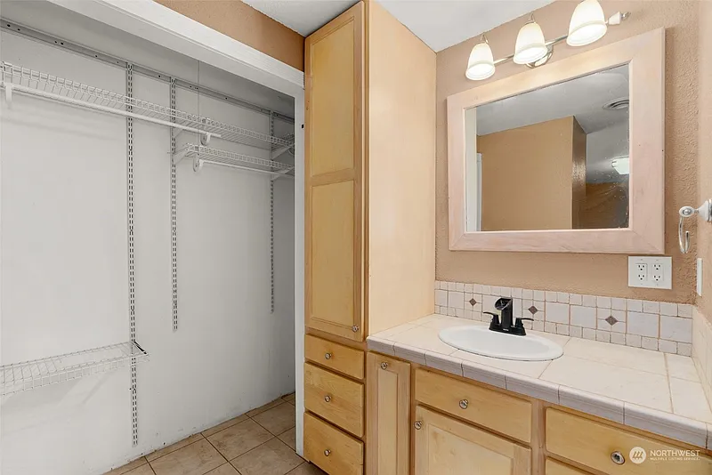 Thumbnail 18