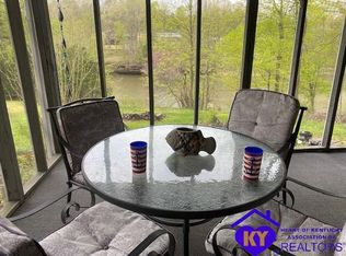 45 N Riverbend Rd, Leitchfield, KY 42754
