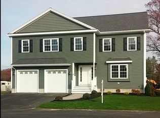 13 Ledgerock Way, Acton, MA 01720