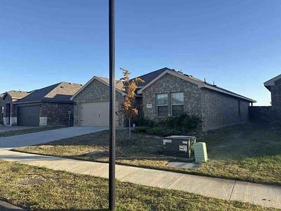 2nd image of 1748 Duskwood Dr