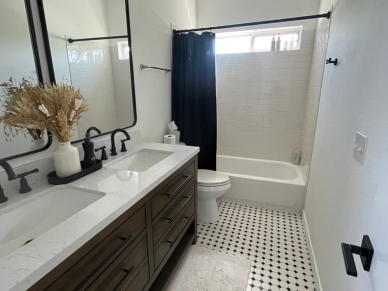 4807 Louis Ave — Photo 11