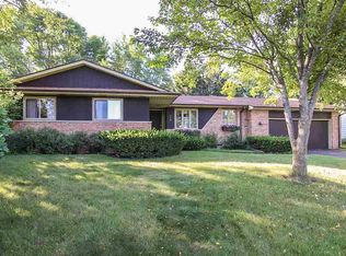 208 Kingston Way, Waunakee, WI 53597