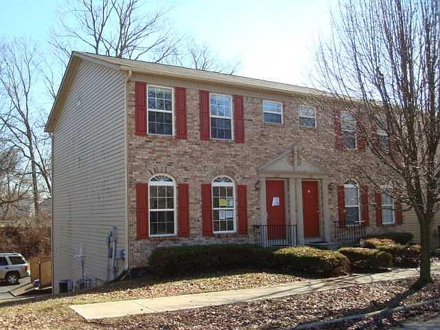 1st image of 3220 N River Villa Way