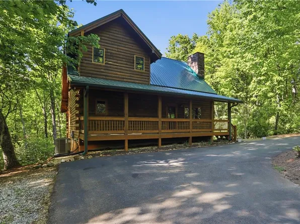 702 Ranch Mountain Dr, Dahlonega, GA 30533