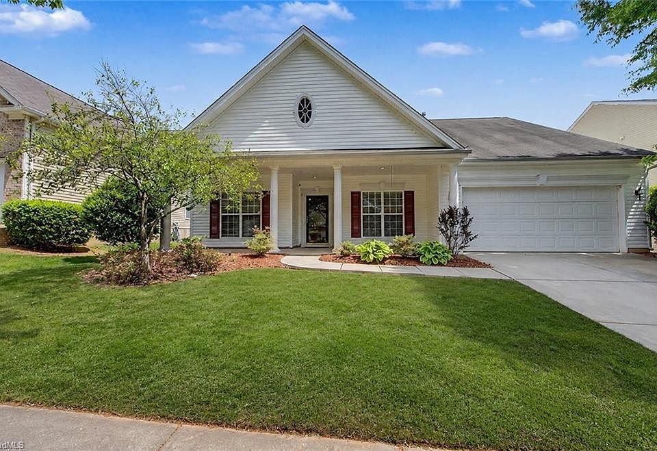 1st image of 4128 Shadetree Dr
