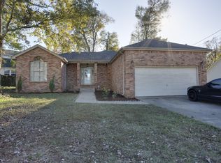 622 Rocky Ridge Cir, La Vergne, TN 37086