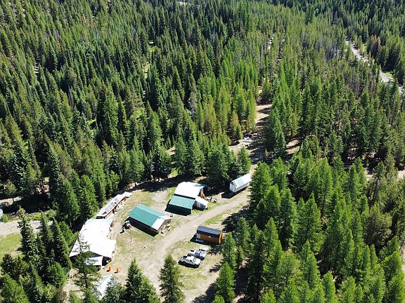 5th image of 42000 Clear Creek Rd