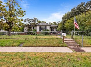 1626 W 3rd St, Irving, TX 75060