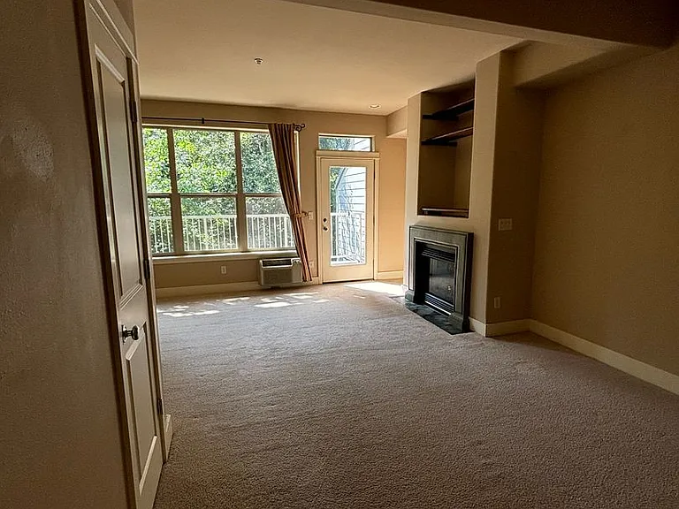 2145 NE 50th Way — Photo 27