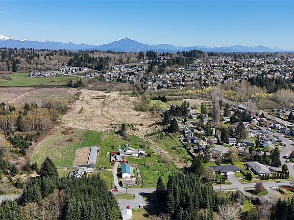 2nd image of 9025 67th Avenue NE