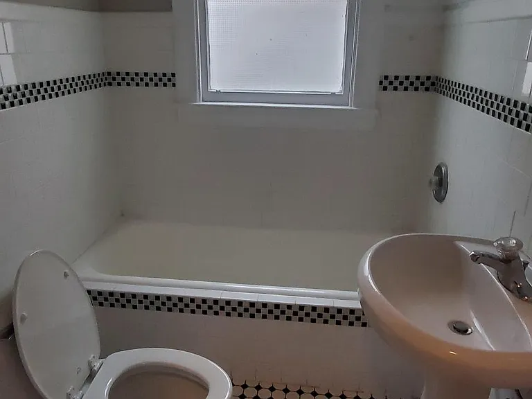 Main hall bath