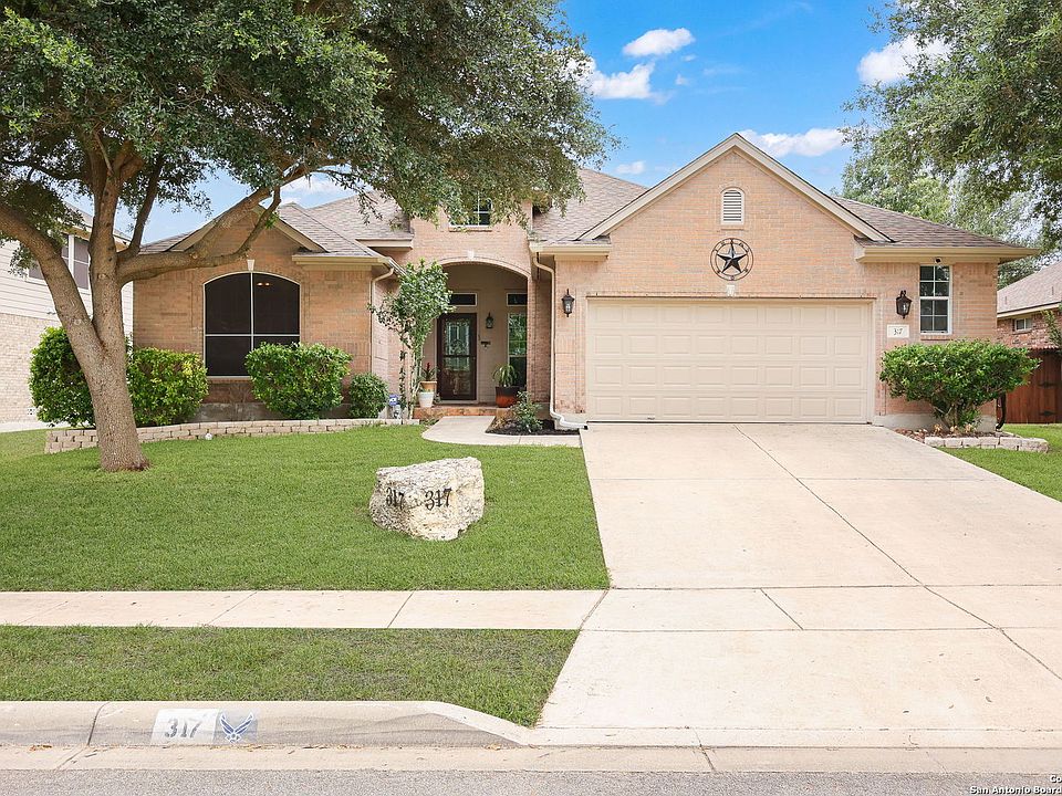1st image of 317 GOLDEN BEAR DR