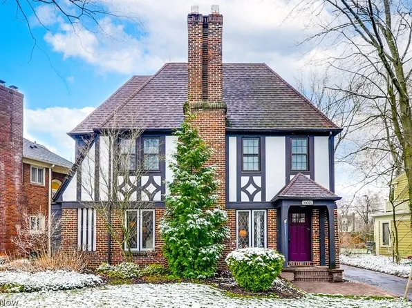 16010 Fernway Rd, Shaker Heights, OH 44120