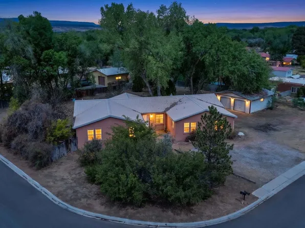 11 E Walnut Cir, Espanola, NM 87532